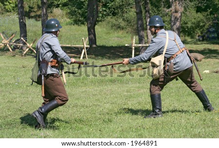 Fight between two soldiers in a demonstrative show from first world war