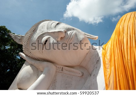 Sleep buddha at Khuninthapramul temple, Angthong, Thailand