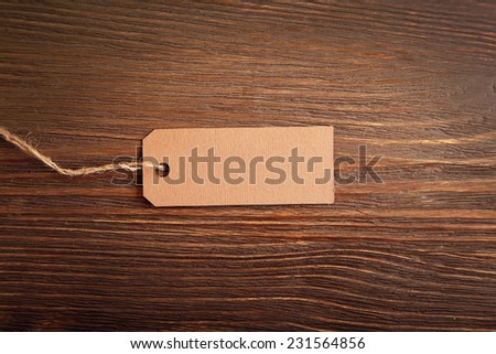 label note on old wood background with copy space