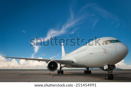 Commercial airplane