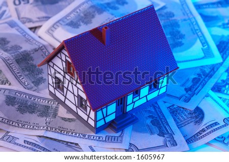 mini house and Us dollars