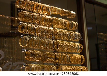 Gold bracelets in Grand Bazaar