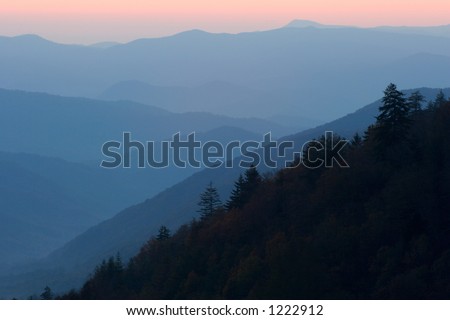 Sunrise over the North Carolina mountains - the Great Smoky Mountains Nat. Park, USA.