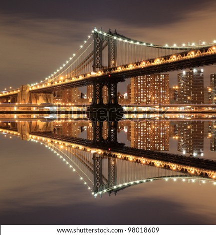 Manhattan Bridge and Manhattan skyline At Night, New York City