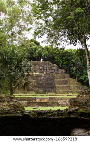 Jaguar Temple in Lamanai Belize early november with some rain
