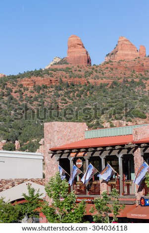 Sedona, Arizona - April 13 : Busy restaurants and hotels with red rock in the background, April 13 2015 in Sedona, Arizona.