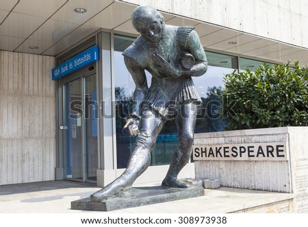 BUDAPEST, HUNGARY - AUGUST 13TH 2015: A monument to famous playwright William Shakespeare situated along Duna Corso in Budapest, on 13th August 2015.