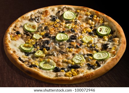 Pizza alle verdure with vegetable marrow, corn, olives and mushrooms - isolated\
Collection of dozens of various pizza (30 items)