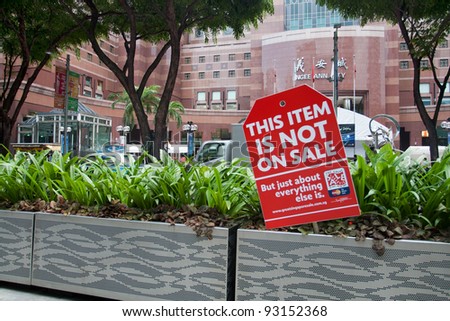 SINGAPORE - JUNE 26: The Great Singapore Sale poster in Orchard road, Singapore,June 26,2009. GSS is annual shopping event. It\'s organized by Singapore Tourism Board, stores & malls to promote tourism