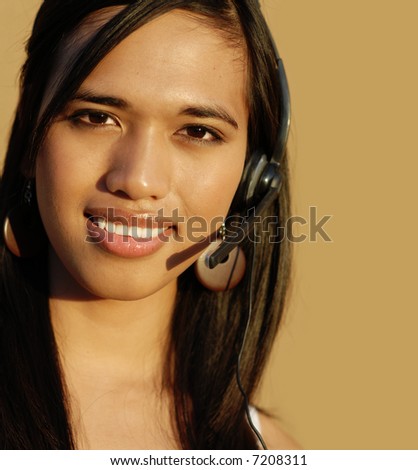 Attractive smiling customerl support woman.