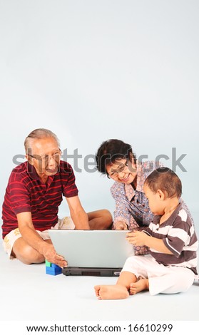 Learn how to use a laptop computer with grandpa & grandma