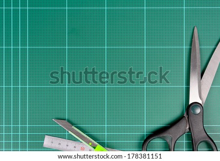 green cutting mat isolate on white background
