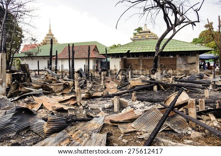 CHIANG MAI THAILAND - MAY 6 : Fire residence about 20 houses in dense urban neighborhoods. Houses all the damage is very serious and the death of one person. on May 6, 2015 in Chiangmai,Thailand.