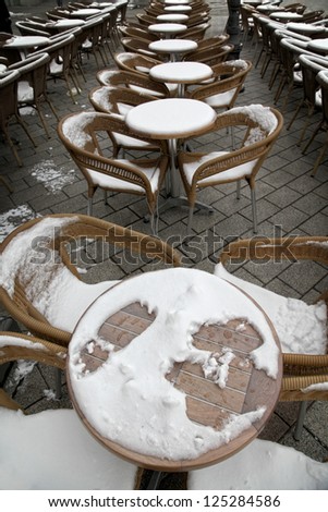 Coffee garden (beer garden) under snow