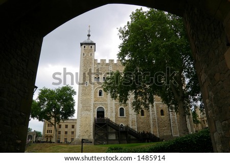 The White Tower at the Tower of London (view from entrance) - London, England