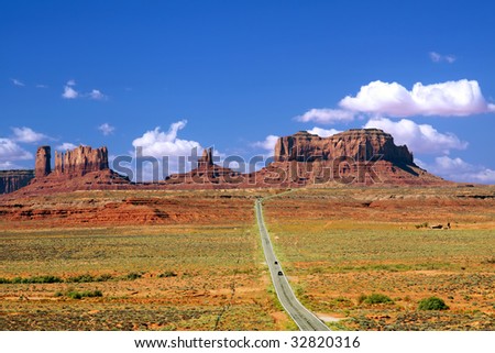 Highway 163 approaching Monument Valley on the border of Utah and Arizona.