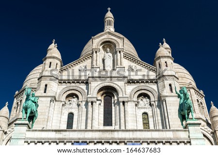 The Basilica of the Sacred Heart of Jesus (Basilique du Sacre-Coeur) on Montmartre hill, Paris