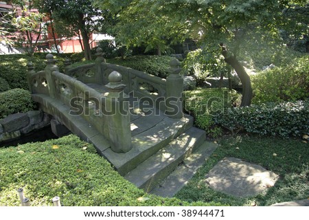 Photo shot of a chinese style garden in Japan