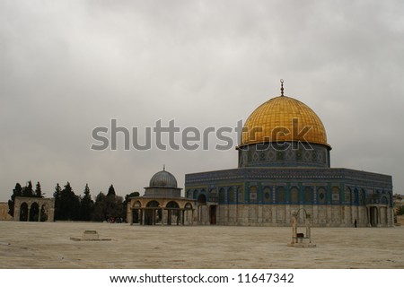 jerusalem old city - wailing wall, dome of the rock. israel