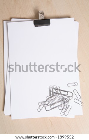 Paper with clip`