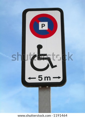 Traffic signal of disabled parking zone, five meters in both sides