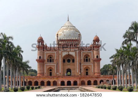 Safdarjung\'s Tomb is a sandstone and marble mausoleum in New Delhi, India.