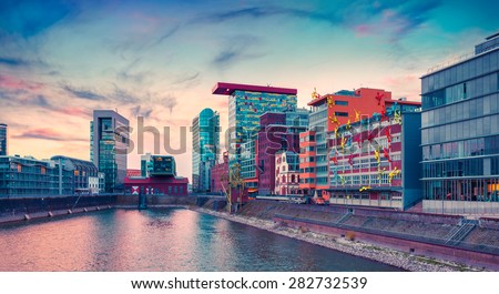 Similar – Foto Bild Der Düsseldorfer Medienhafen bei Sonnenaufgang