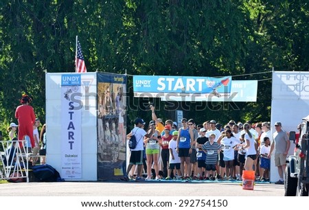 Denver, CO, USA   06/27/2015 Starting Line at the Denver Colon Cancer Undy Run/Walk! The Undy Run/Walk is a family-friendly fundraising event that was created by the Colon Cancer Alliance.