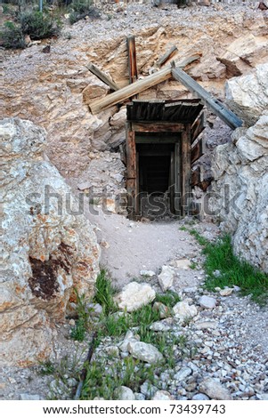 The entrance to a gold mine shaft