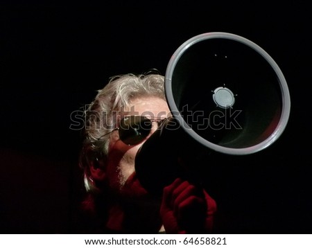 NEW YORK - NOVEMBER 6: Roger Waters Performs \