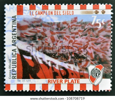 ARGENTINA - CIRCA 1999: A stamp printed in Argentina shows the fans of River Plate, circa 1999