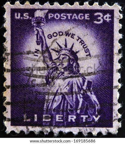 UNITED STATES OF AMERICA - CIRCA 1930: A stamp printed in USA shows image of The Statue of Liberty (Liberty Enlightening the World) circa 1930.