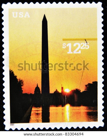 USA - CIRCA 2001:  A stamp printed in Unites States of America showing washington monument, circa 2001