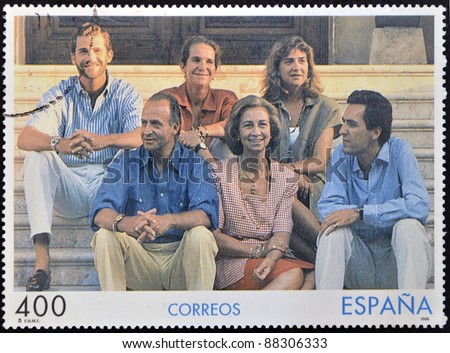 SPAIN - CIRCA 1996: A stamp printed in Spain shows Spanish royal family, circa 1996