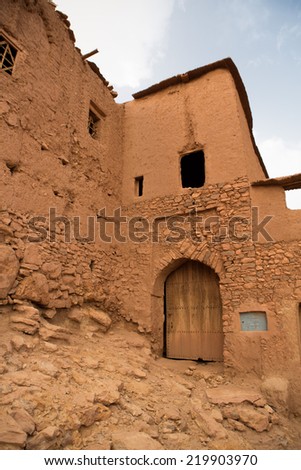 Ait-ben-Haddou is a fortified city, or ksar, along the former caravan route between the Sahara and Marrakech in present-day Morocco. Ait-ben-Haddou has been a UNESCO World Heritage Site since 1987.