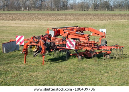 agricultural equipment on a field / agricultural equipment