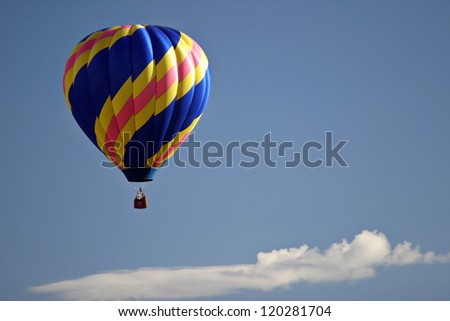 hot air balloon flight clouds