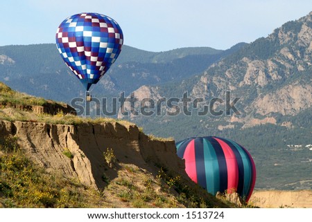 Hot Air Ballooning mountains