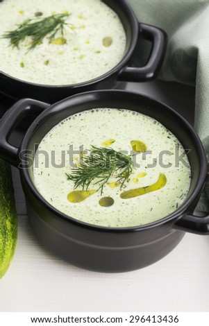 Tarator, bulgarian sour milk soup