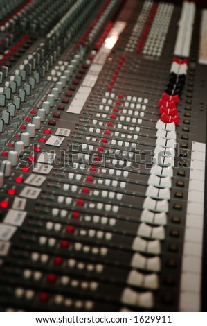 audio sound mixing board