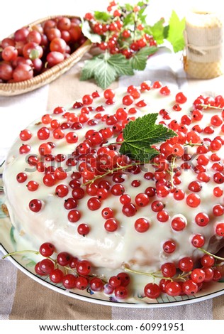 fresh red currant cake
