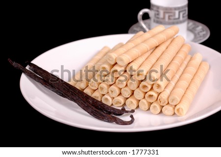 Vanilla Viennese wafers with vanilla beans