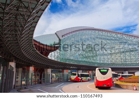 KANAZAWA, JAPAN - MARCH 28 :Kanawaza bus station has a beautiful modern architecture,  as a part of Kanazawa train station, people can alter their routes by bus on March 28, 2012 in Kanazawa, Japan.