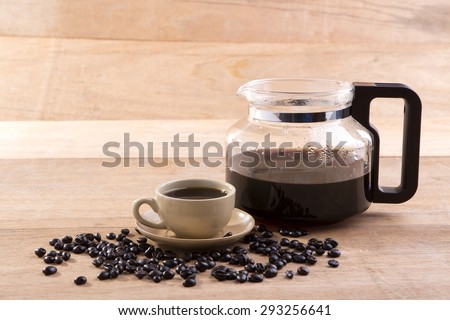 Coffee blender and boiler with coffee seeds