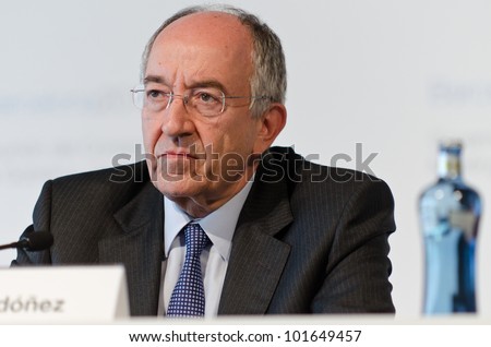 BARCELONA, SPAIN - MAY 03: Miguel FernÃ?Â¡ndez OrdÃ?Â³Ã?Â±ez, Governor of the Banco de EspaÃ?Â±a at the press conference following the Governing Council meeting of the ECB on May 3rd 2012 in Barcelona, Spain