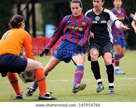 BARCELONA - FEB 21: F.C Barcelona women\'s football team play against Levante on February 21, 2010 in Barcelona, Spain. Superliga (Women\'s Football Spanish League) match.