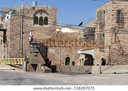 HEBRON, ISRAEL - SEP 08:Arab people in Hebron on September 09 2009.There are 163,000 Palestinians living in Hebron