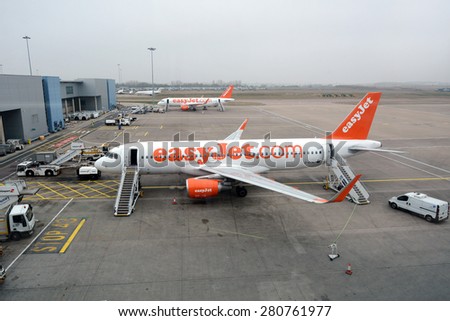 LONDON - MAR 15 2015:Easyjet flight.It\'s a British low-cost airline carrier It is the largest airline in the UK by number of passengers carried, operating services on over 700 routes in 32 countries