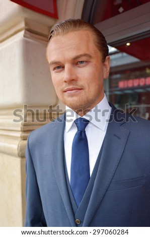 SAN FRANCISCO - MAY 18 2015:Leonardo DiCaprio wax figure outside Madame Tussauds museum.He\'s an American actor and film producer, nominated for 10 Golden Globe Awards winning 2 and 5 Academy Awards