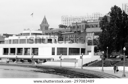 SAN FRANCISCO - MAY 21 2015:SF Maritime Museum at San Francisco Aquatic Park Historic District.It\'s a National Historic Landmark and building complex located on the San Francisco Bay waterfront.